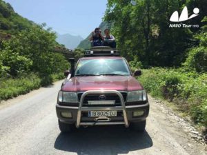 2016 Spanish travellers drive through China from Kazakhstan to Laos