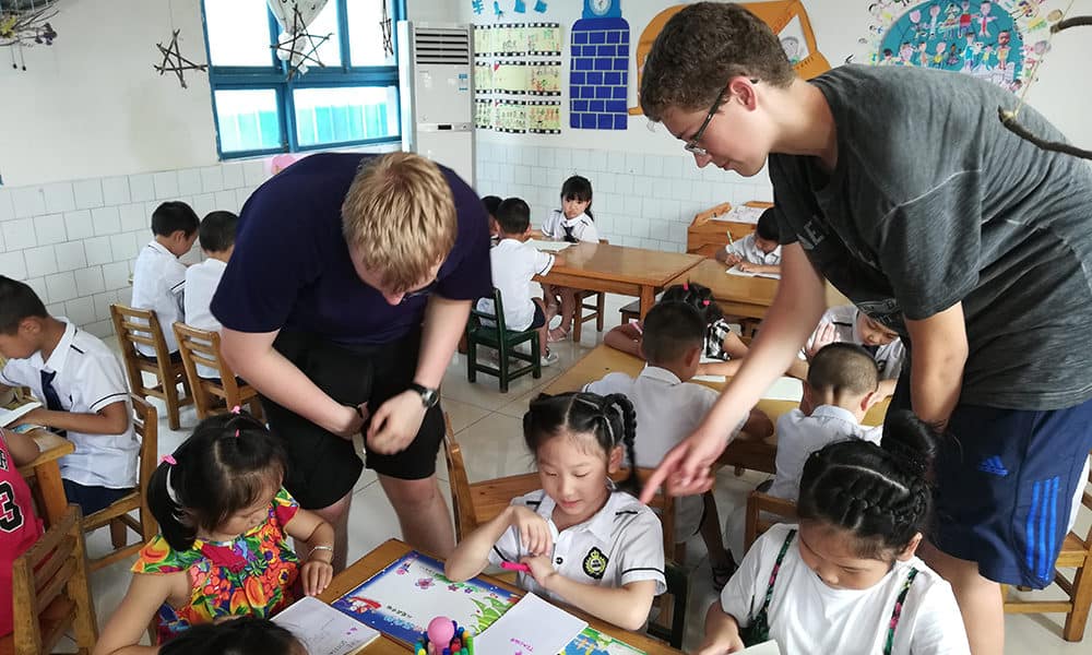 ausländische-studenten-herausforderung-pojekt-in-sichuan-001a