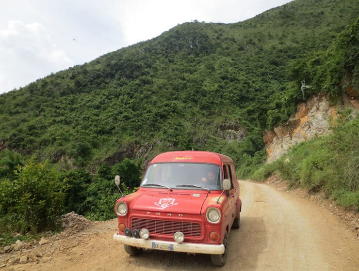 cross china from irkstan to gyirong zhangmu