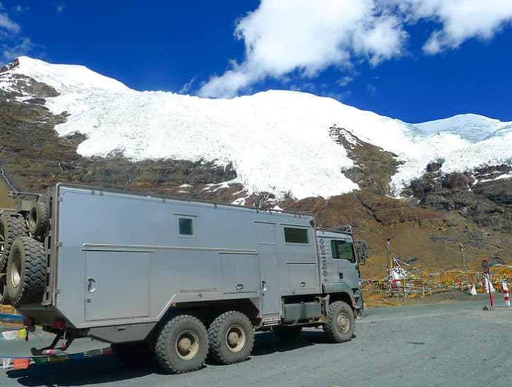 cross china from mohan to gyirong zhangmu
