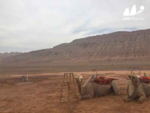 2016 Spanish travellers drive through China from Kazakhstan to Laos