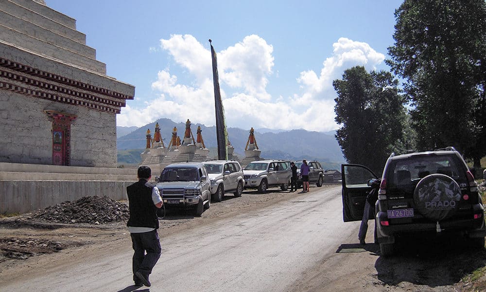 driving from sichuan to tibet