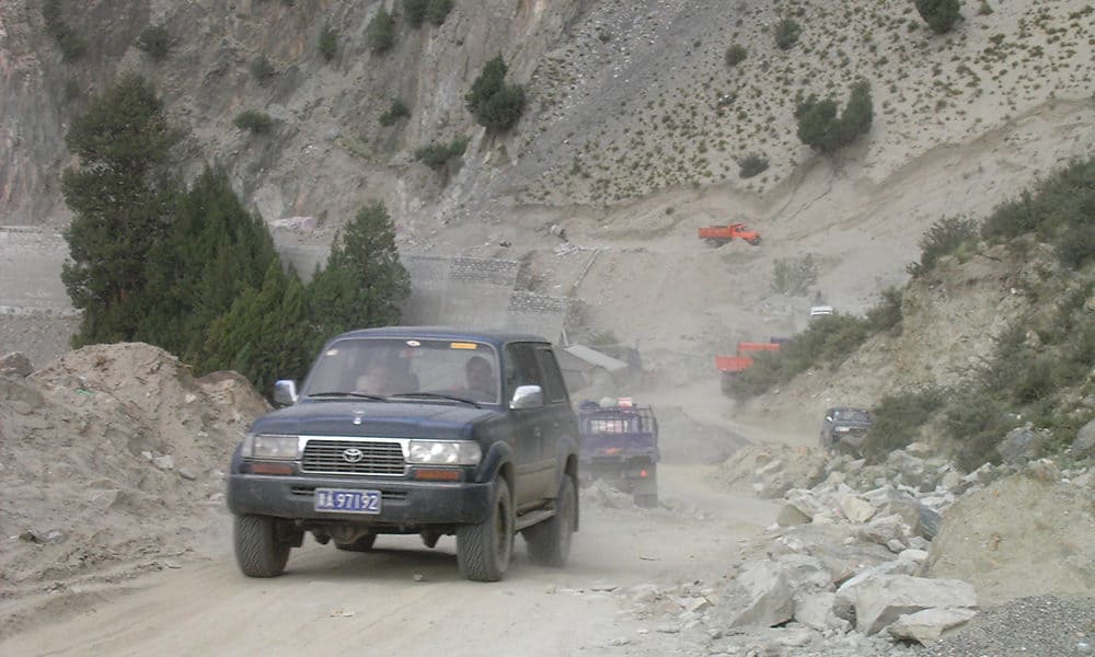 driving from sichuan to yunnan