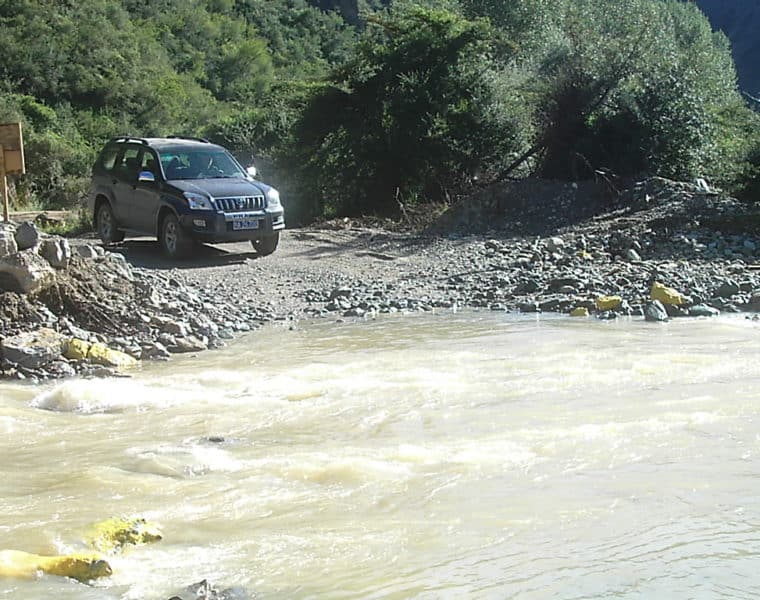 driving to shangri la yi and mosuo minority