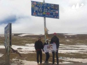 2017 Group from Australia drive through China and Tibet