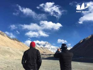 2017 Group from Australia drive through China and Tibet