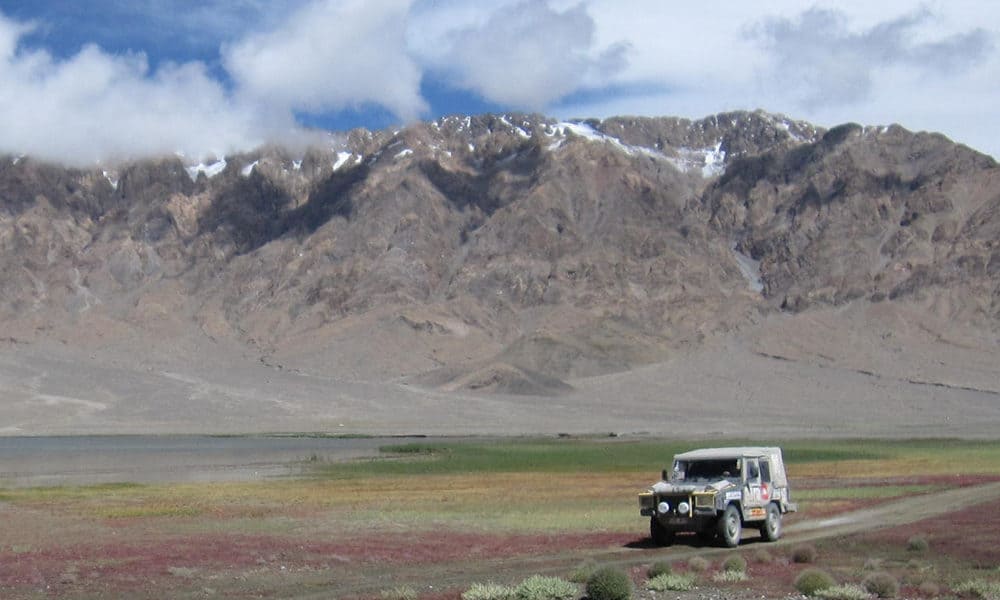 overland travel in east tibet 20days