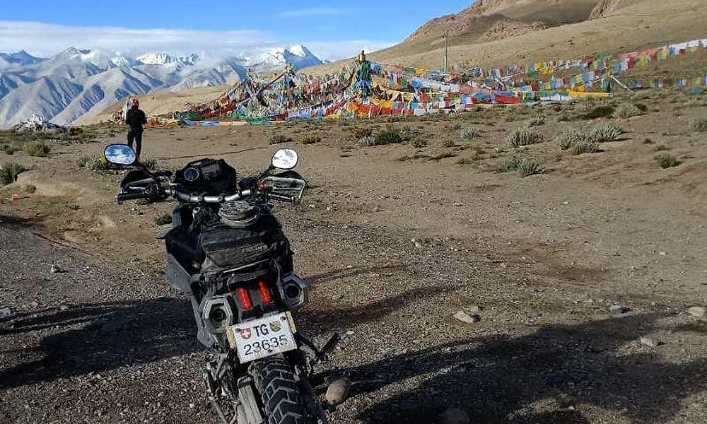 riding china from kashgar qinghai mohan 1