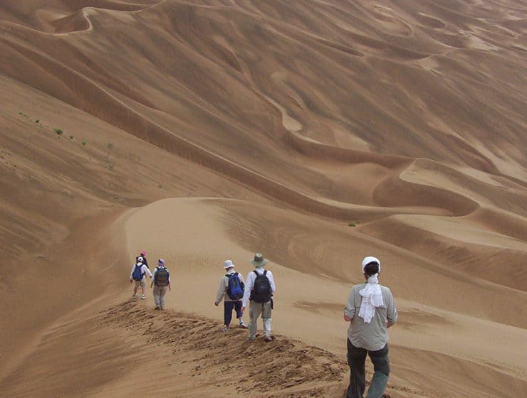 trekking in badain jaran desert of inner mongolia 15days