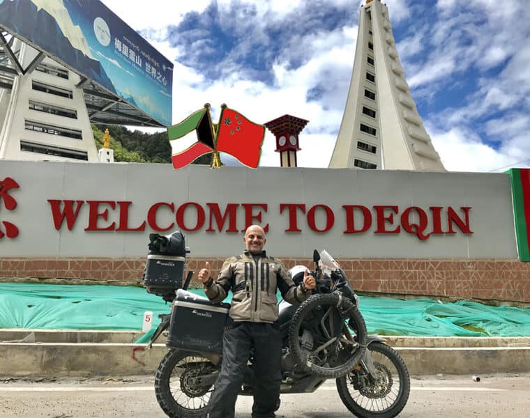 kuwaiti motorcyclist circumnavigates china