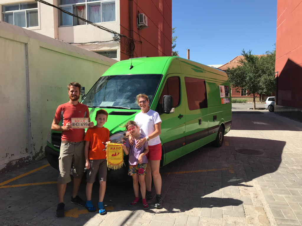 2018 French Family Drove through China 05