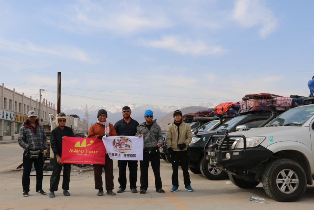 2018 Malaysia Group Drove through China10