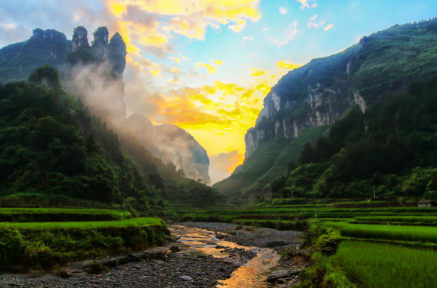 jiulongxi canyon 01