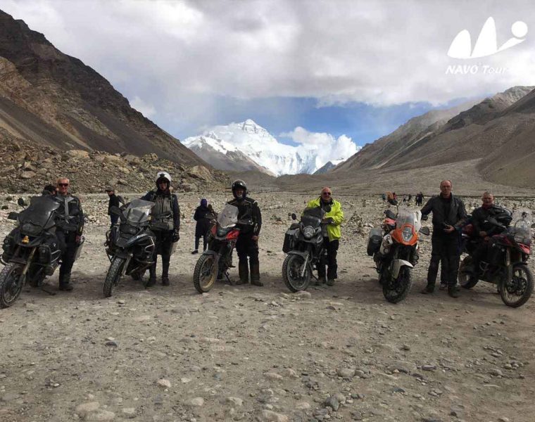 2017 Xinjiang-Tibet-Yunnan of China for 28 days