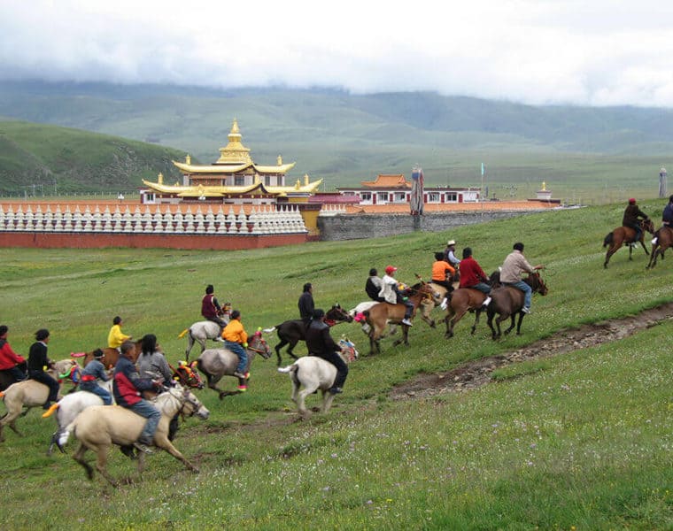 festival des chevaliers du kham à litang 17jours